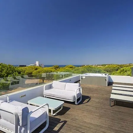 Villa Sleeps 8 Pool Air Con T480141 *