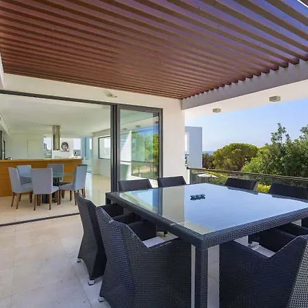Villa Sleeps 8 Pool Air Con T480141